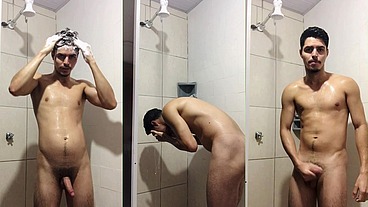 tomei um banho e gozei no final