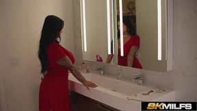 8kmilfs -payton preslee and her 36f tits bouncing up and down crystal clear 8k!