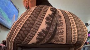 Ms Nicki ass worship ignore