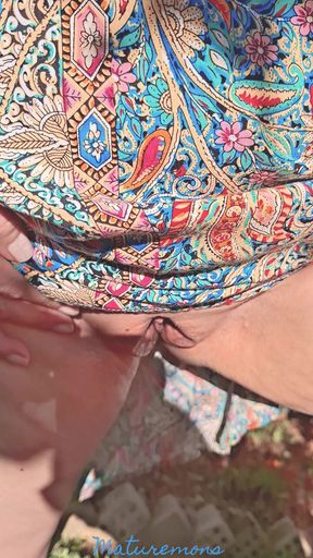 Horny mature, gaping in the garden.