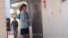 Japanese Housewife Stuck in Loop - Riding His Hungry Cock Endlessly