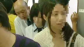 Japanese Bus Voyeur Thrills – Secret Peek Real-Time Action Uncovered