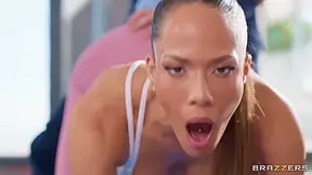 Cheater Has Time For A Quick Fuck - Diana Lawrence And Jordi Polla