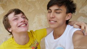 Teen twink bareback orgy! A hike with some college boys turns into a fourway fuckfest