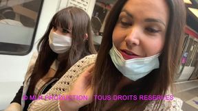 avec un inconnu dans un parc