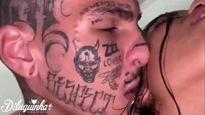 Os vizinhos flagraram nossa foda na janela