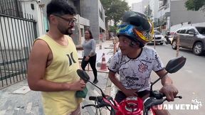 viado faz ido de coxinha, mas na verdade estava louco na linguica!