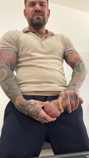 Good Stepfather Jerks off