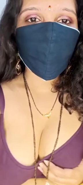 Stunning moment from &quot;Desi Indian aunty ki jawani kya mast figure and dirty talks&quot;