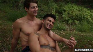 Watch this monstrous shaft spew his load in a hot, cum-filled flop