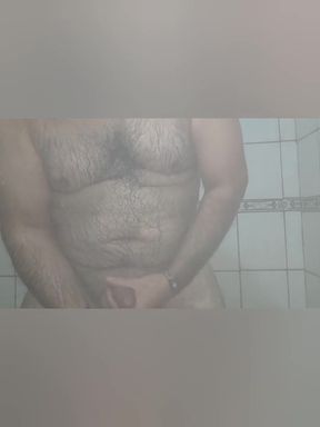 Masturbarbate Using Red Jock at Shower