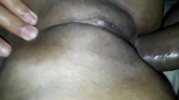 tigresavip desde cedo muito safada esperava o marido corno sair so pra dar pro amigo dele e parece qui o rapais e da rola grande mete no cuzinho e na buceta sem do