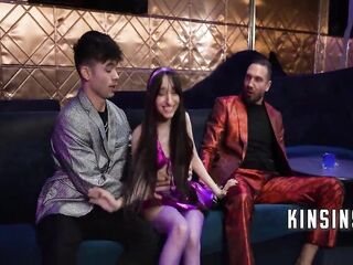 Ronnie Violet Bangs Stepdad And Stepbro At The Stripclub That babe Works In