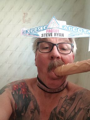 FAGGOT STEVE RYAN PRACTICING SUCKING COCK ON HIS COCK DILDO