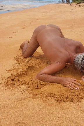 Ladysilva Gay on the Beach Hot Ass