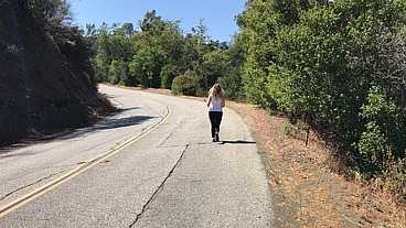 blonde amateur babe Jogging behind the scenes of shooting her outdoor personal trainer creampie movie