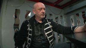 German BDSM Girl - She likes pleasure