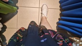 Farts in the clothing store - Very smelly farts 1080HD