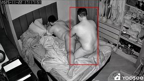 amigos heterossexuais divertem-se com sexo gay na frente da camera.