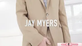 Stud Mark Speare Gets His Body Worshiped By Vivian Taylor!