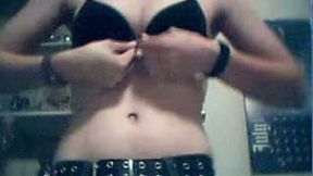 Sporty teen chick flashes her perky tits on webcam