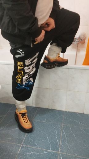 The Perverted Dj - Bro Pissed in His Sneax