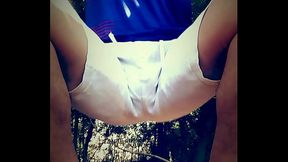 Về qu&ecirc_ outdoor 1 m&igrave_nh trong rừng. Phải chi c&oacute_ đồng đội ở đ&acirc_y th&igrave_ sướng.