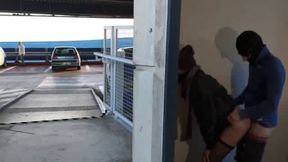 il m attend pour me defoncer