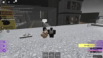 ME ENCONTRE A ESTA PERRA EN LA PLAYA Y ME LA COJI I ROBLOX