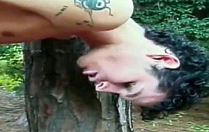 Brunette tranny slag analed outdoor