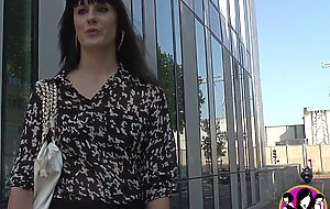 gorgeous florence wanted to be fucked in the ass in a park