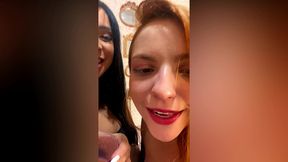 boquete duplo de duas novinhas