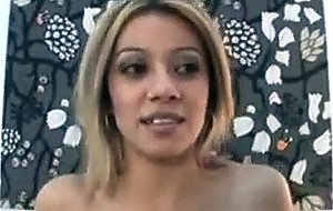 Hot angel daisy