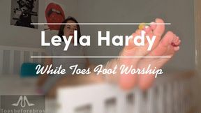 Leyla Hardy White Toes Foot Worship
