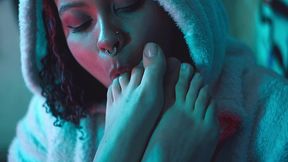 bbw ebomy lesbian feet worship on pettie tattoed girlfriend