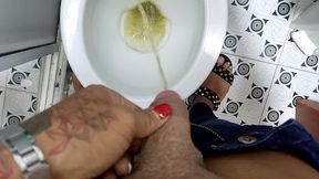 ts angelique - i m peeing in my bathroom from 2 points of view