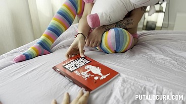 Silvia Onfire se divierte en polvo cachondo con Torbe