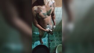 Mabilisang Jakol muna bago ligo hanggang labasan (Xbottxxx for verification)