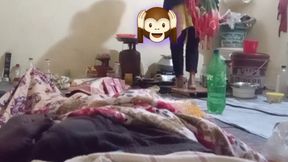 I was cooking and the guy masturbated behind my back. Indian desi boy and mummy