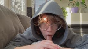 Bedhead BJ Sleepy Tboy sucks your morning wood