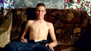 teensandtwinks: The Joys of Soloing for Small Guys