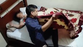por fin me logro folla a la esposa de mi mejor amigo que locura con ella le gusta se lo meto todo acada momento esta gimiendo