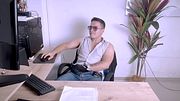 I masturbate in the office and my secretary arrives unexpectedly