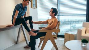 Curly-DILF Greg McKeon Pounds Avery Jones Hard - Cocky Boys