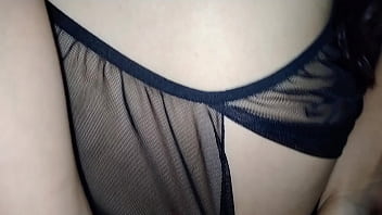 Pagando una apuesta de mi esposo me cogieron muy rico mejor dicho me lo cog&iacute_