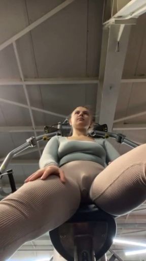 Spectacular moment from &quot;Workout and sex in the gym&quot;