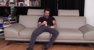 Il se plaint de sa Voisine bruyante