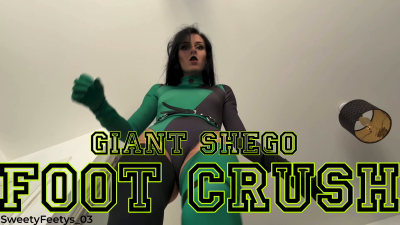 Giant Shego FOOT CRUSH
