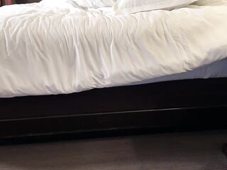 Casting Curvy: My LARGE ASS STEPMOM needs hawt outfit advice