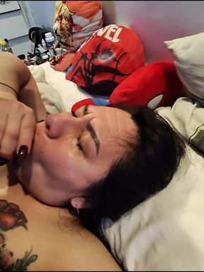 In webcam show on Xhamster Live and with her vagina unshaved Riva gives me a spectacular blowjob